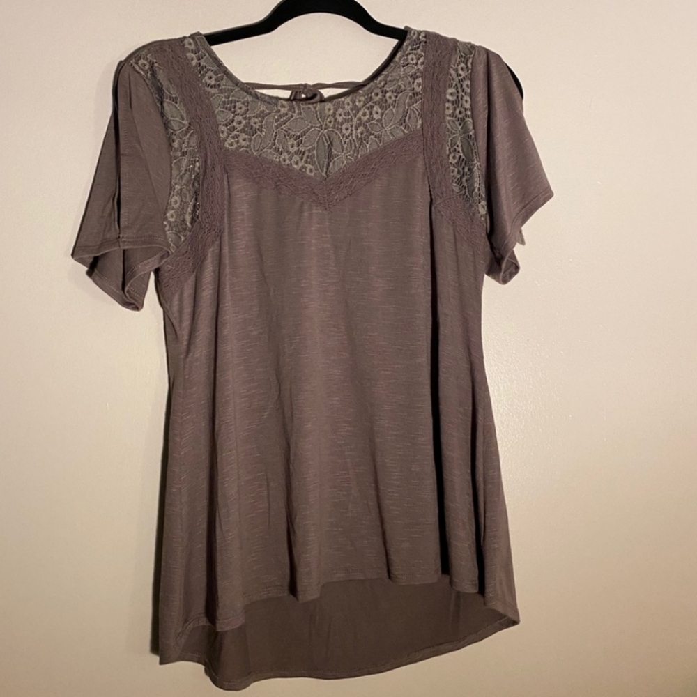 Maurices NWT Short Sleeve Cold Shoulder Top with Floral Lacy Detail